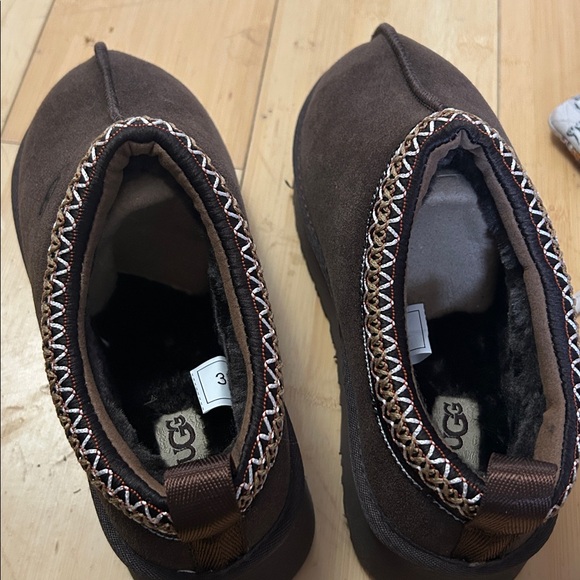 UGG Chocolate Brown slipper booties 7 size 37 - Picture 2 of 4